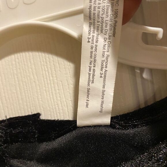 Toddler witch costume 3-4  - Picture 3 of 4